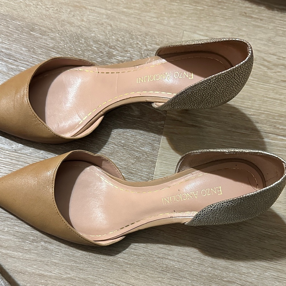 Enzo Angiolini Tan and Gold Heels